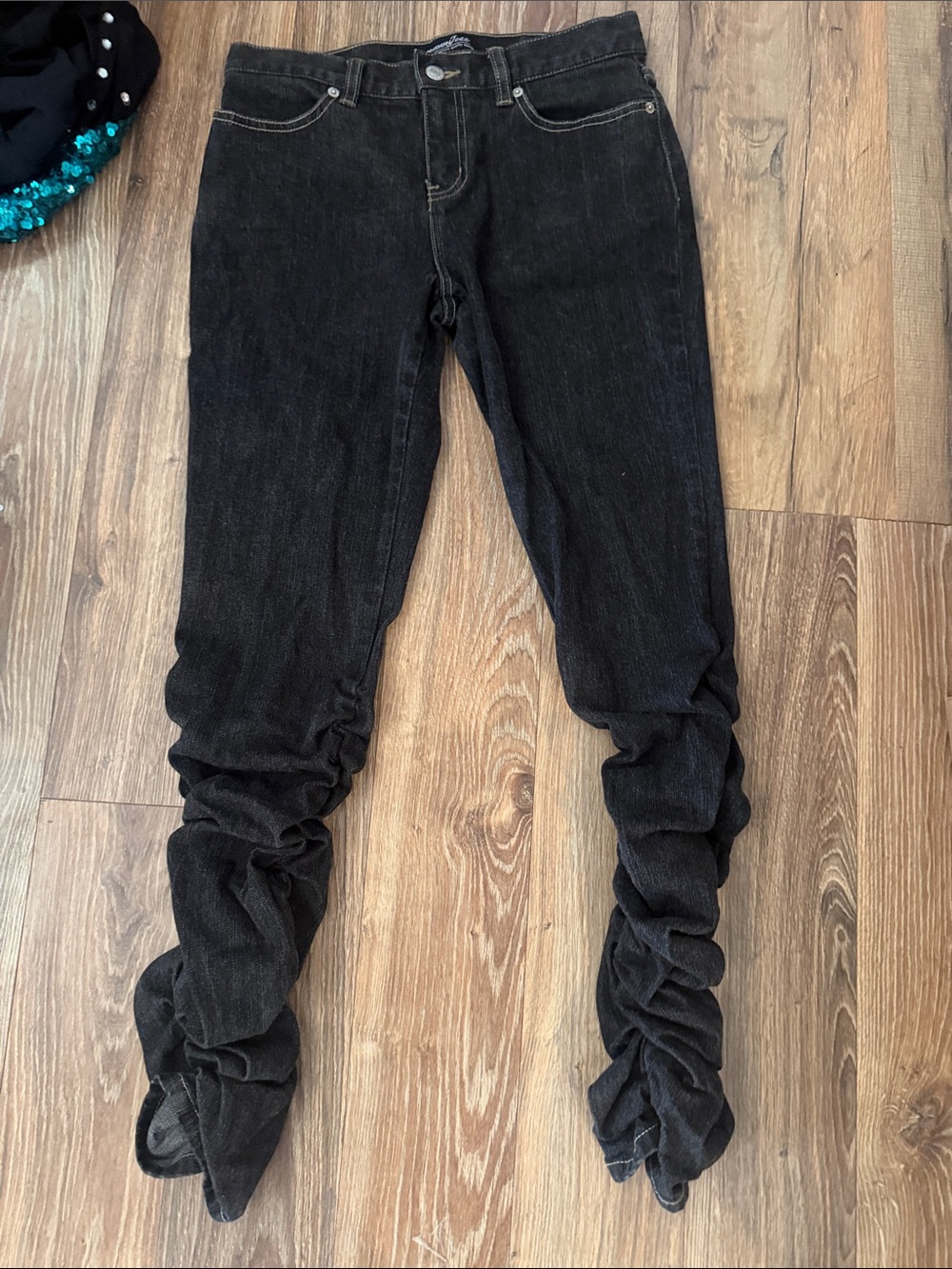 LONDONJEAN Black Ruched Skinny Jeans